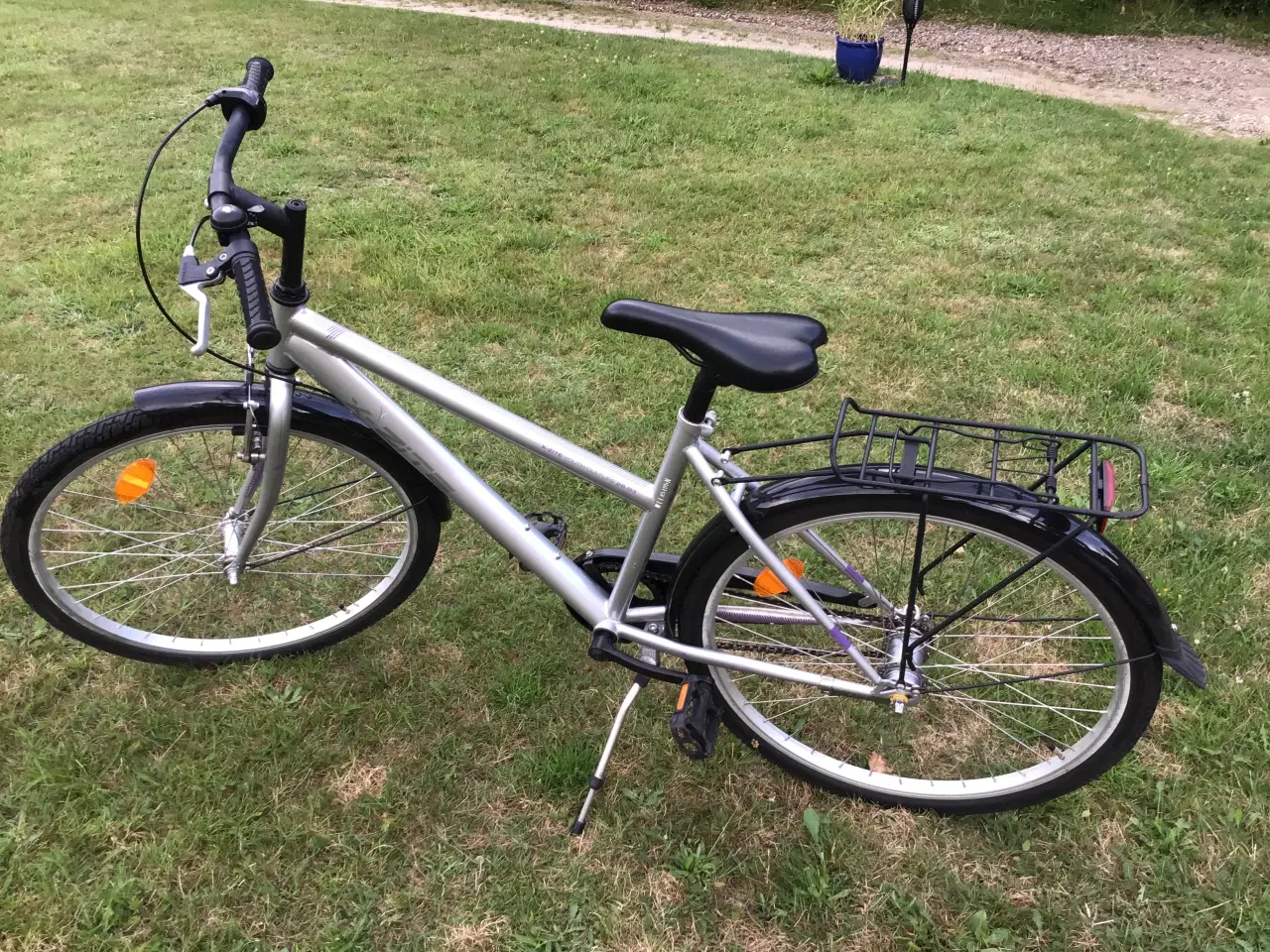 Billede 2 - Pigecykel mærket X-Zite