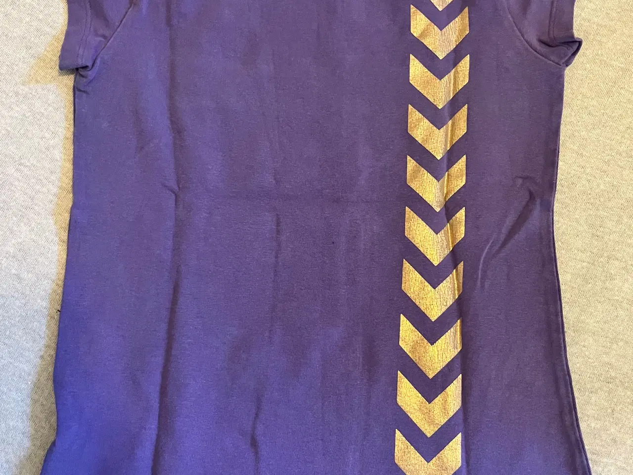 Billede 2 - T-shirts fra Hummel