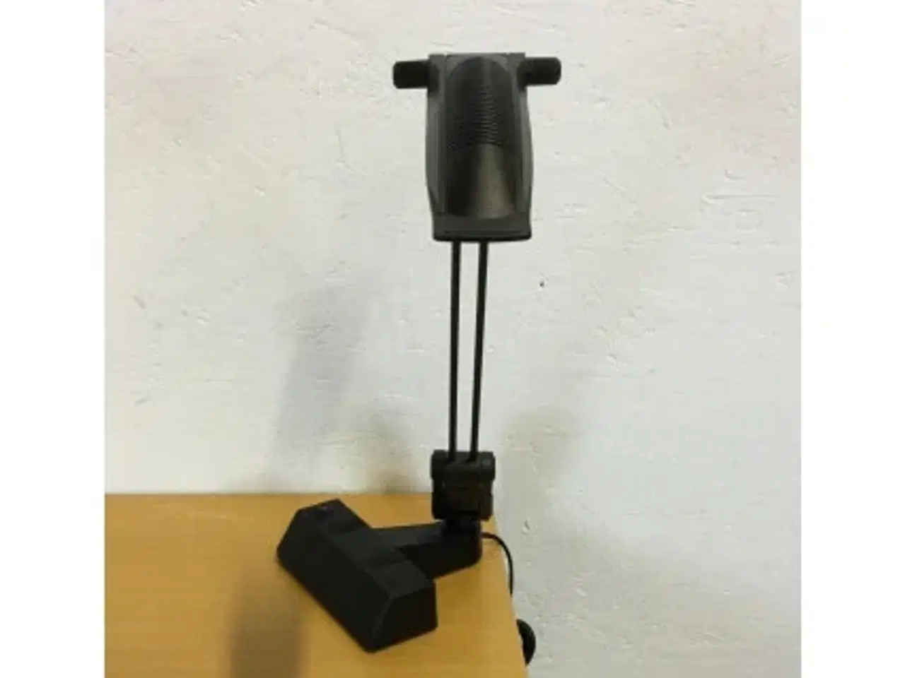 Billede 1 - Luxo falcon bordlampe i sort