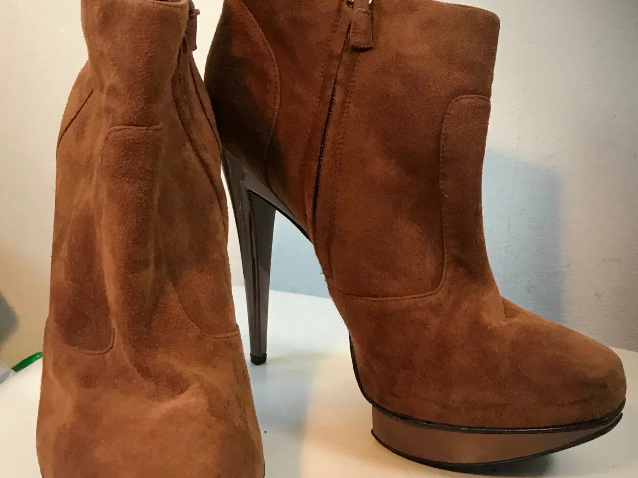 Billede 1 - Alberta Ferretti, støvletter, str 37
