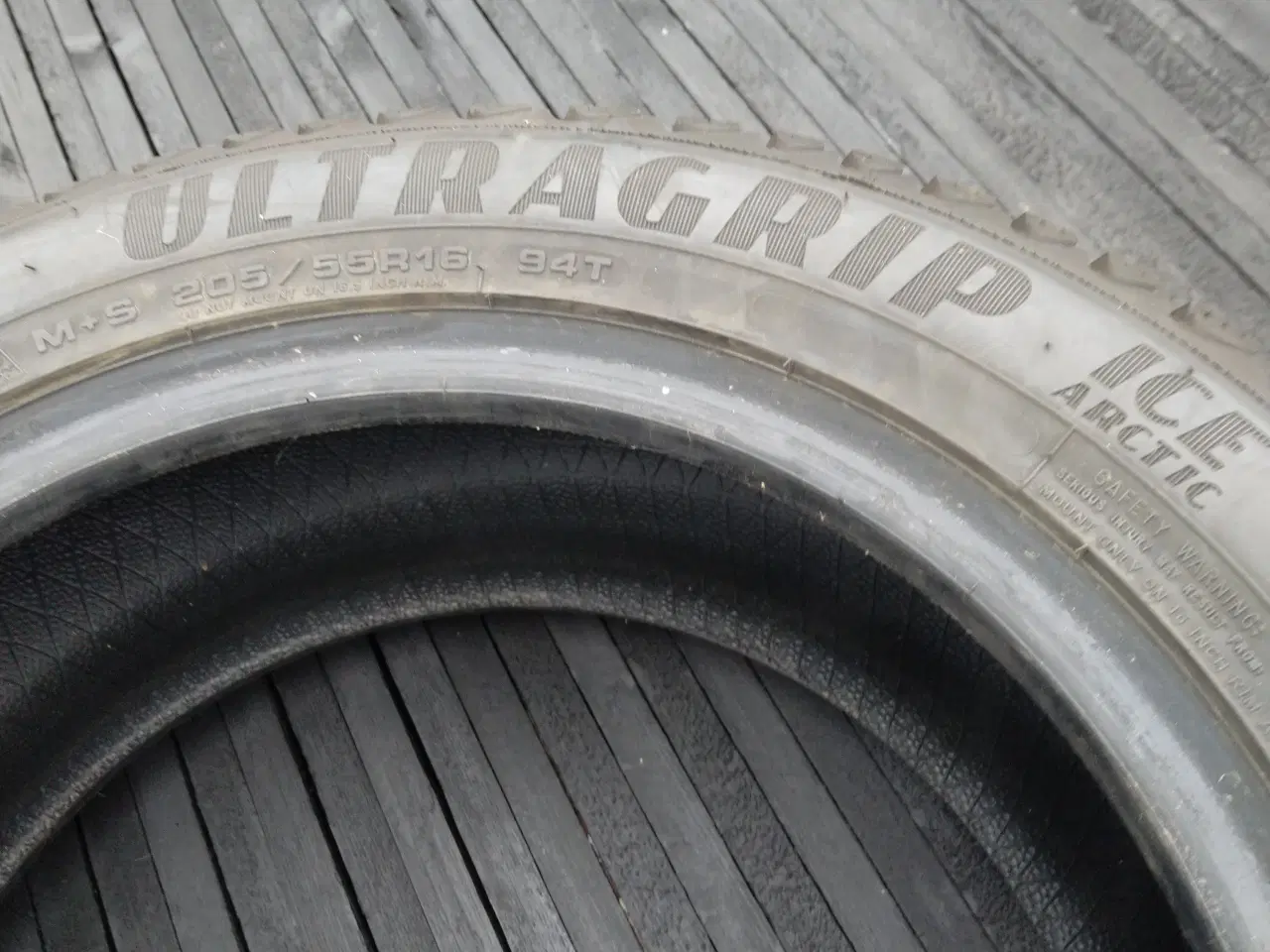 Billede 5 -  Goodyear Ultragrip Ice arctic pigdæk. 