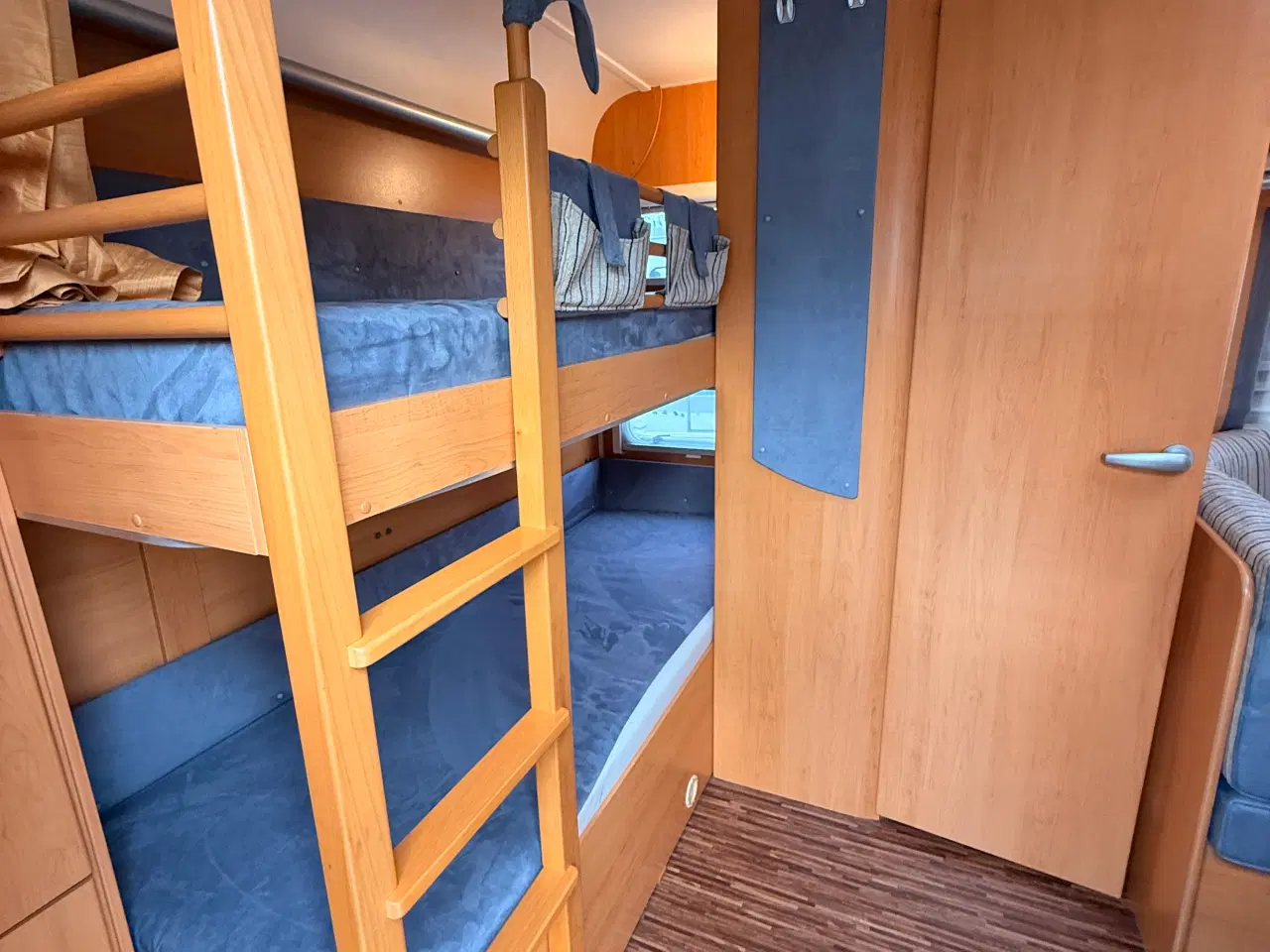 Billede 8 - 2008 Hymer El 525 / Med Mover / Fortelt / Markise