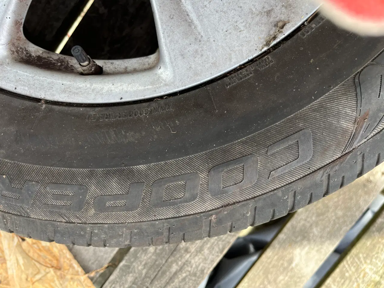 Billede 4 - Dæk på fælge til Toyota RAV4