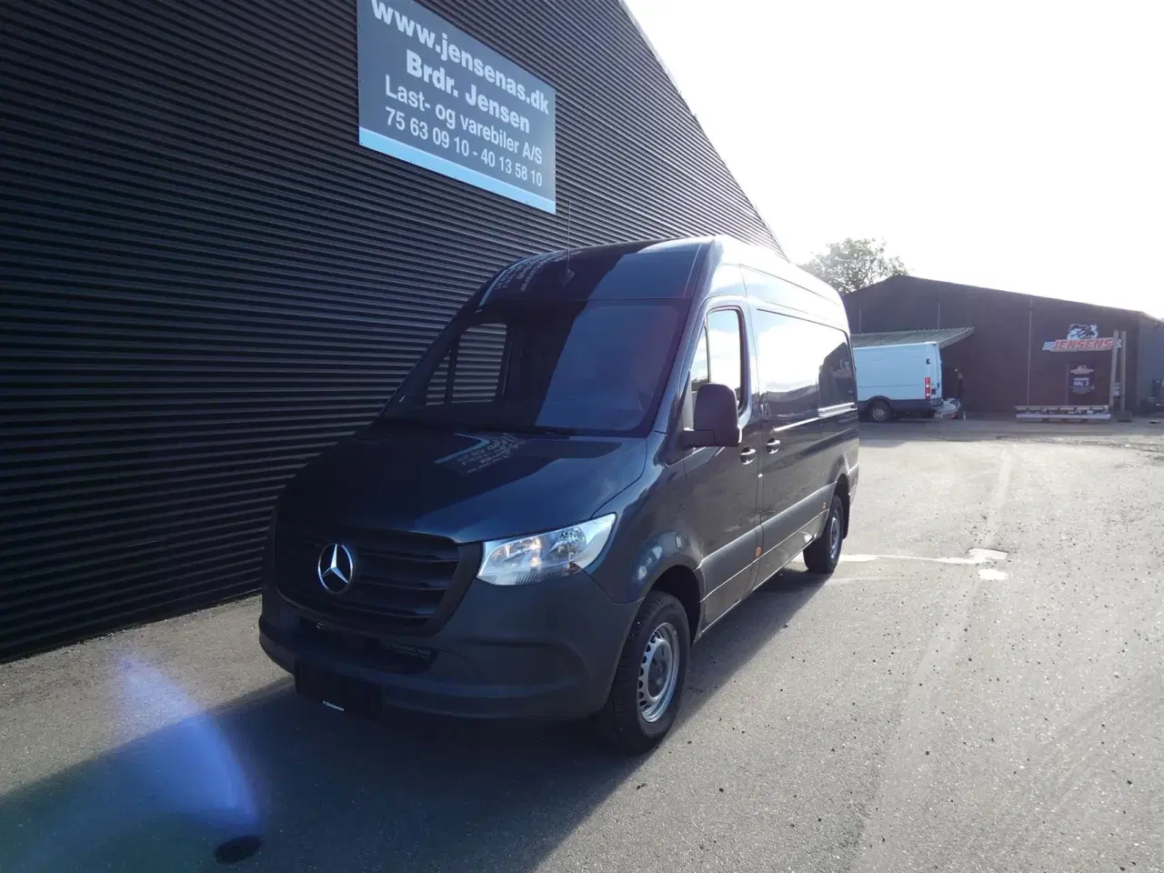 Billede 2 - Mercedes-Benz Sprinter 317 2,0 CDI A2 H2 RWD 9G-Tronic 170HK Van Aut.