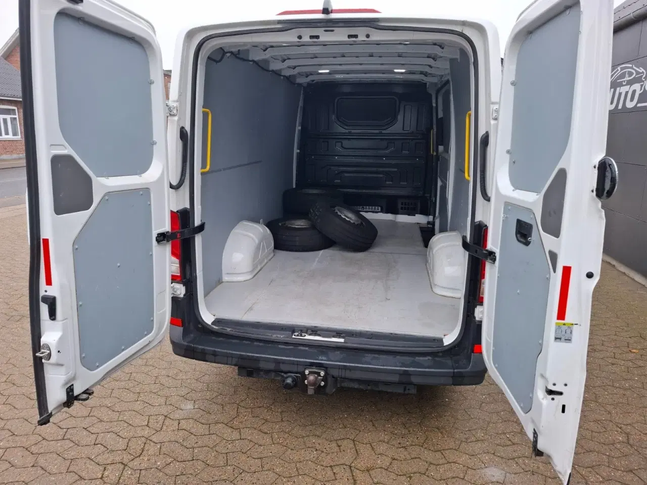 Billede 7 - VW Crafter 35 2,0 TDi 140 Kassevogn L3H2 aut.