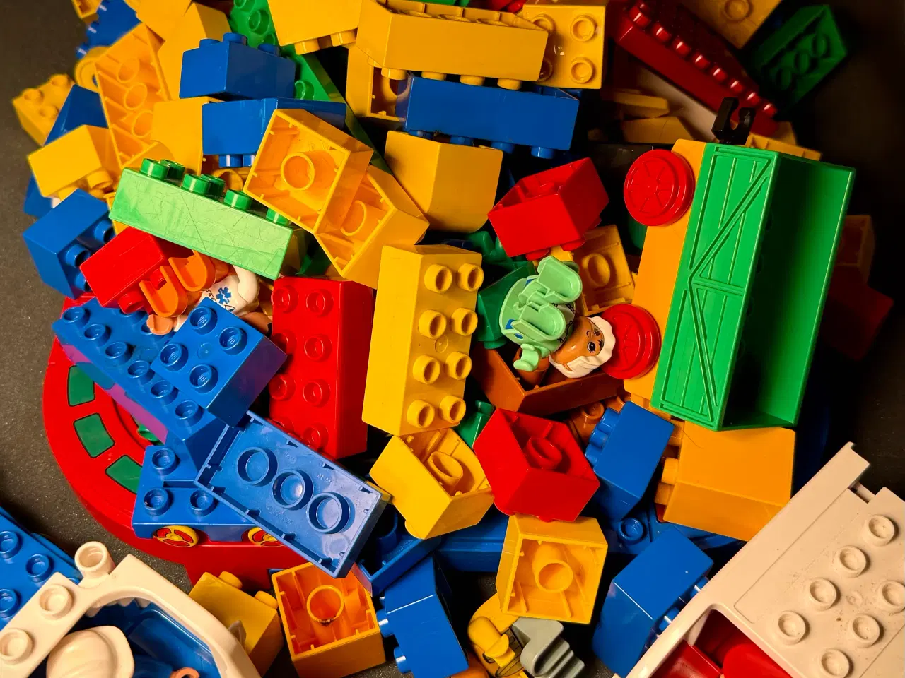 Billede 2 - LEGO Duplo-samling – figurer, køretøjer og klodser