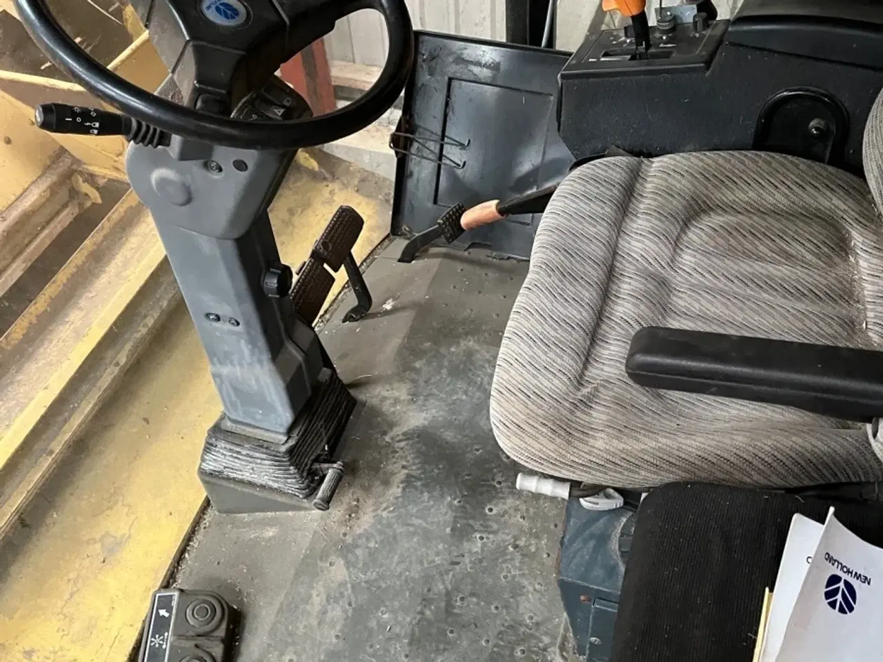 Billede 10 - Mejetærsker New Holland TF 78
