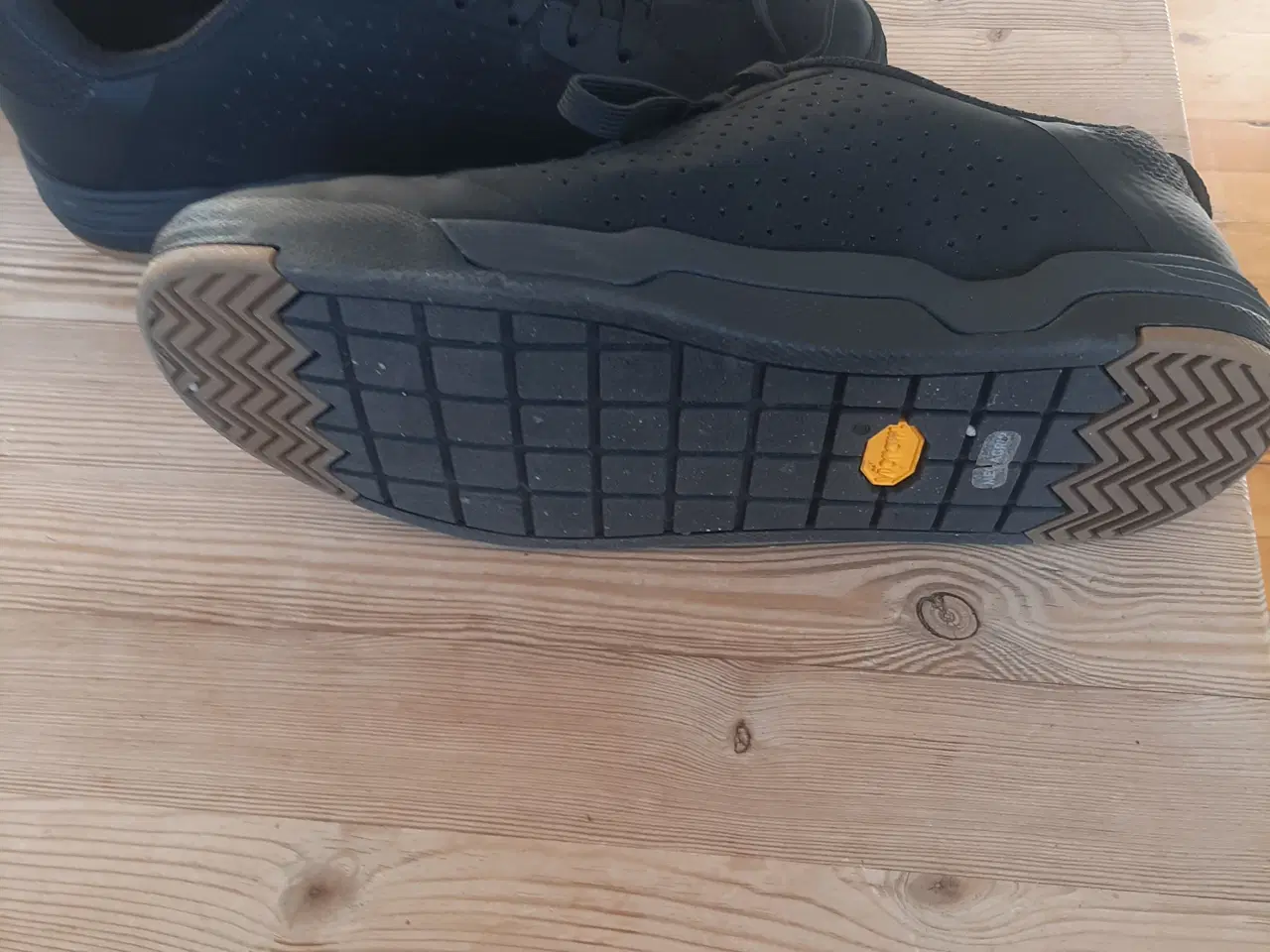 Billede 2 - Bontrager MTB flatline sko str.42 sort