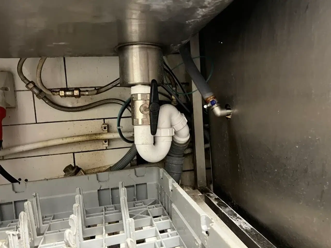 Billede 2 - Arbejdsstation inkl. vandhane