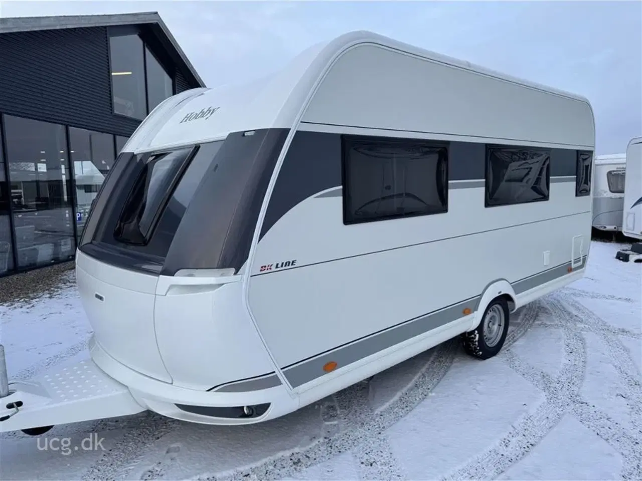 Billede 3 - 2026 - Hobby De Luxe 460 SL   Prisen er inkl. klargøring, gastest, fugttest, syn og nummerplade.