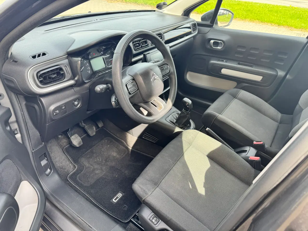 Billede 3 - C3 BlueHDI 32 km/l årg. 2019