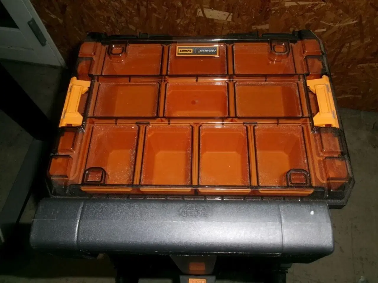Billede 3 - Værktøjsvogn med 3 kasser DEWALT
