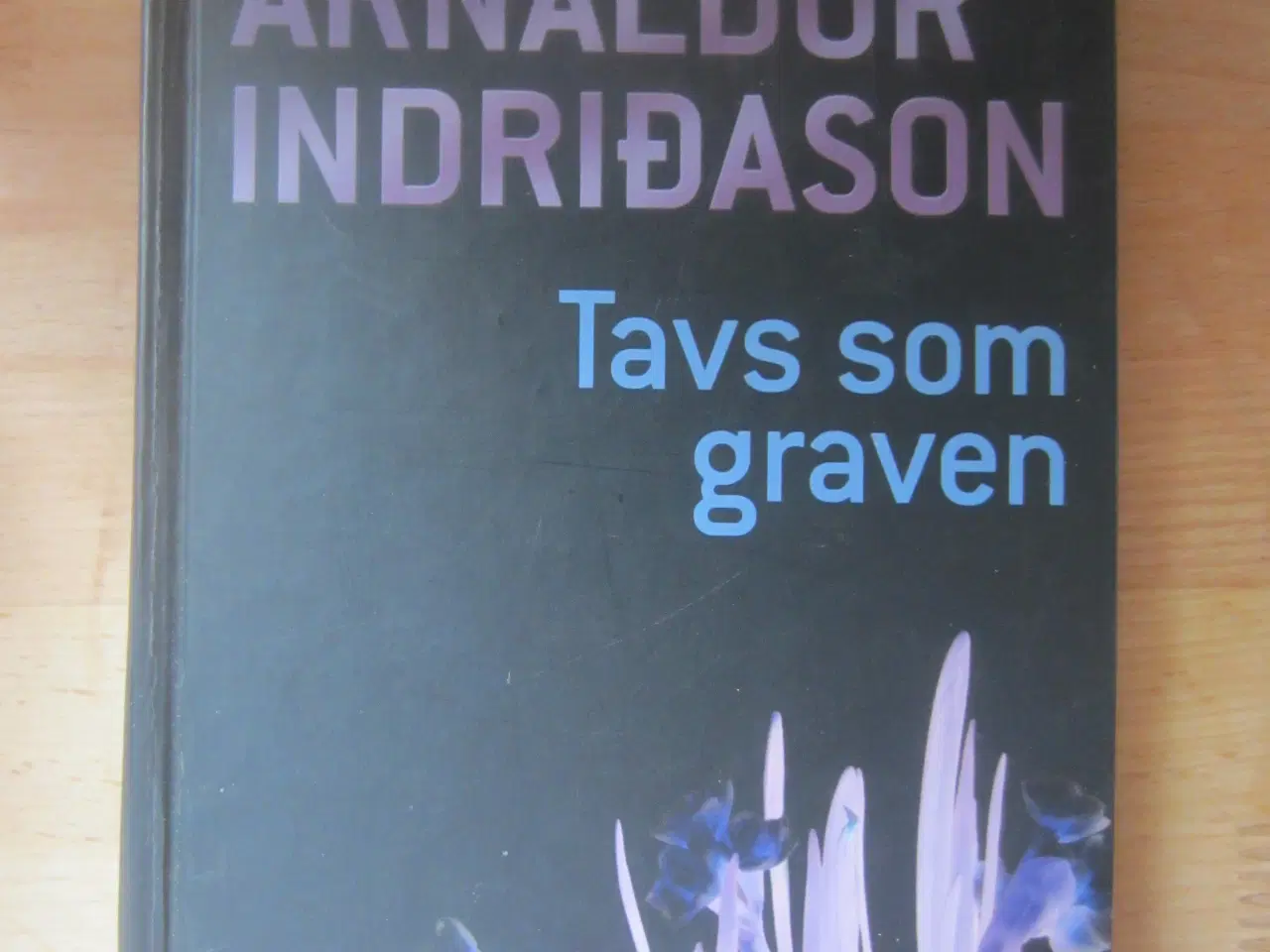 Billede 1 - Tavs som graven