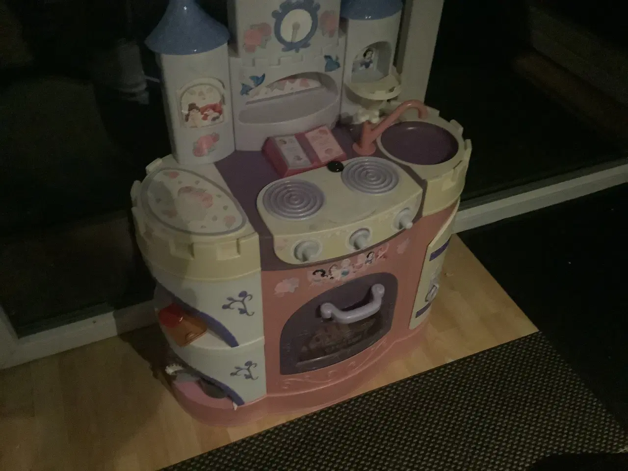 Billede 3 - Lege køkken