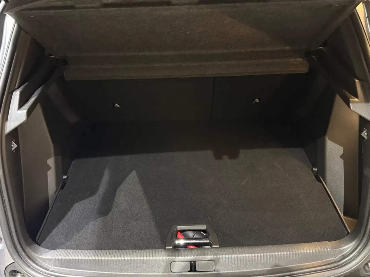 Billede 9 - Peugeot e-2008 50 Active