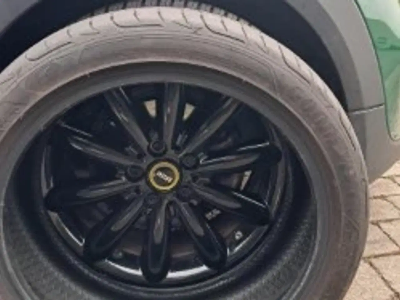 Billede 1 - Gode Goodyear sommerdæk 205/45-17