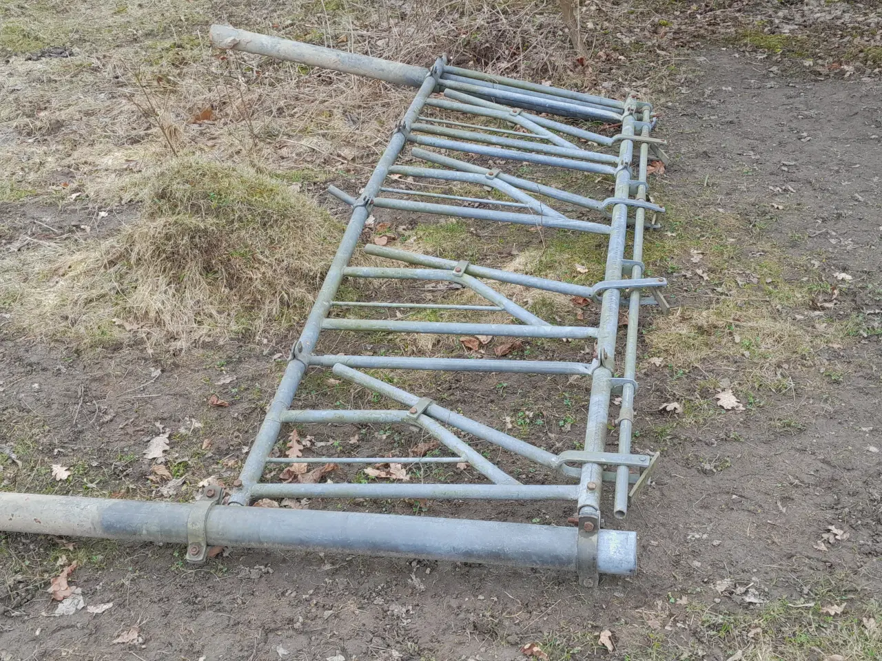 Billede 1 - Fanggitter til kreaturer kan afhentes