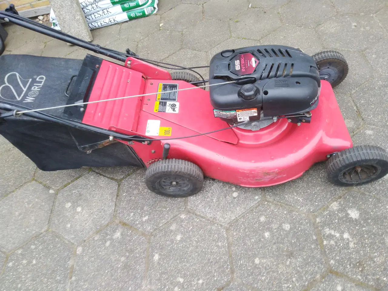 Billede 3 - Plæneklipper Intek