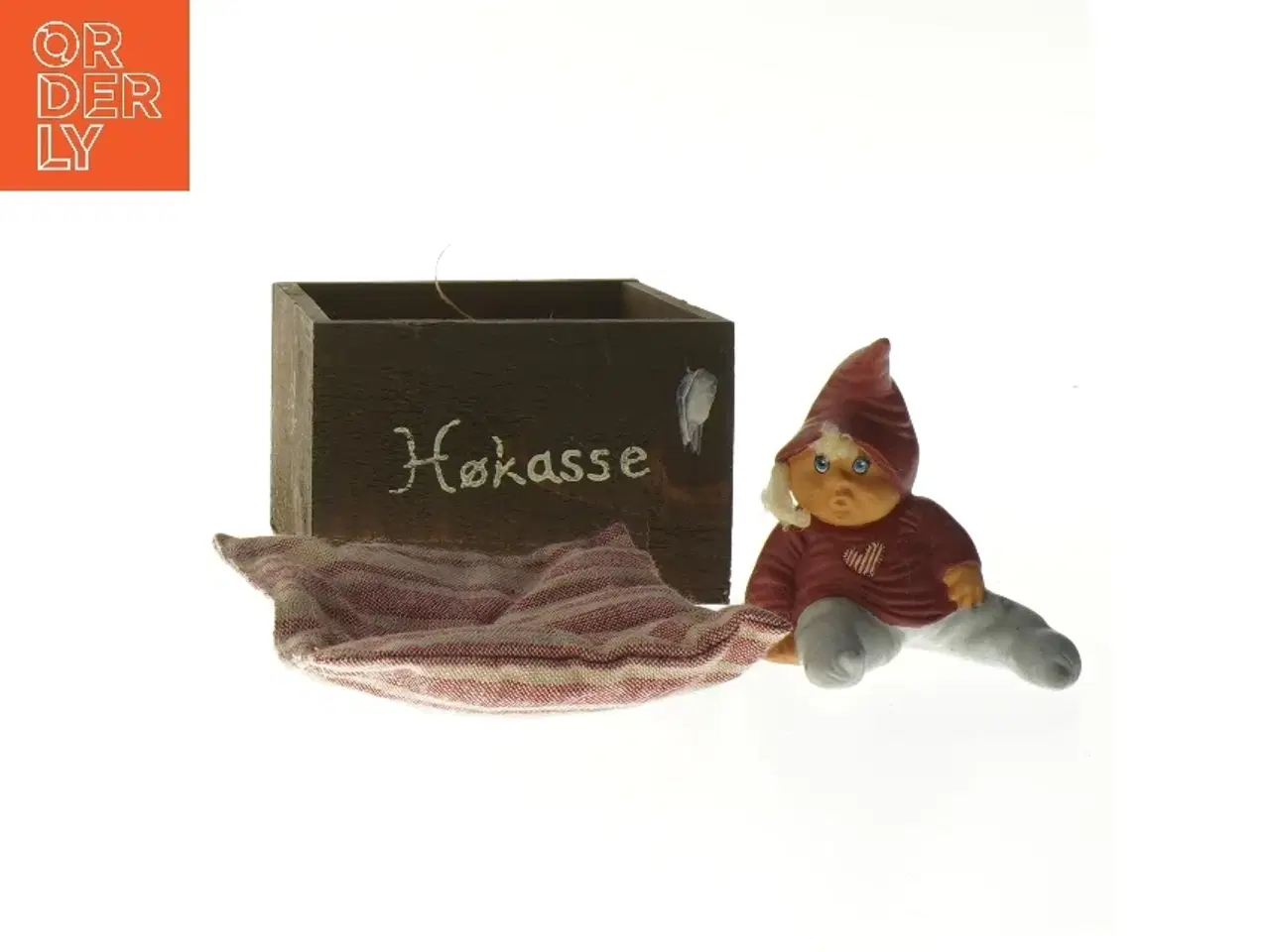 Billede 1 - Julefigur med høkasse fra Trip Trapp (str. 11,5x11,5x10 cm)