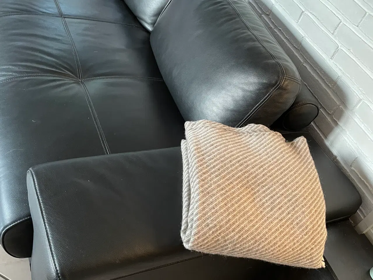 Billede 3 - Lædersofa sort - hjørnesofa 245x275cm 