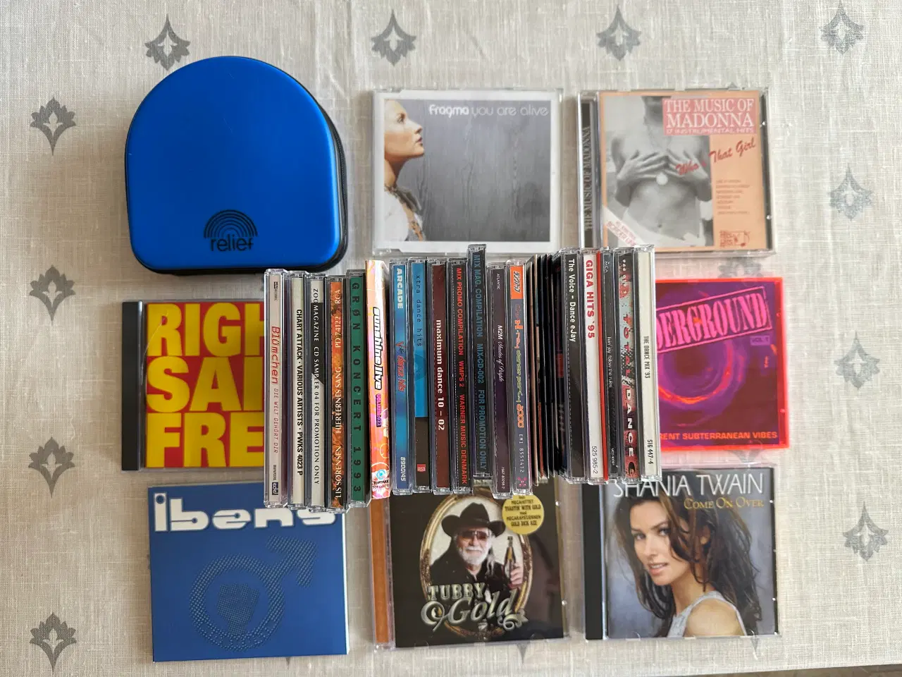 Billede 1 - Cd-samling blandede albums