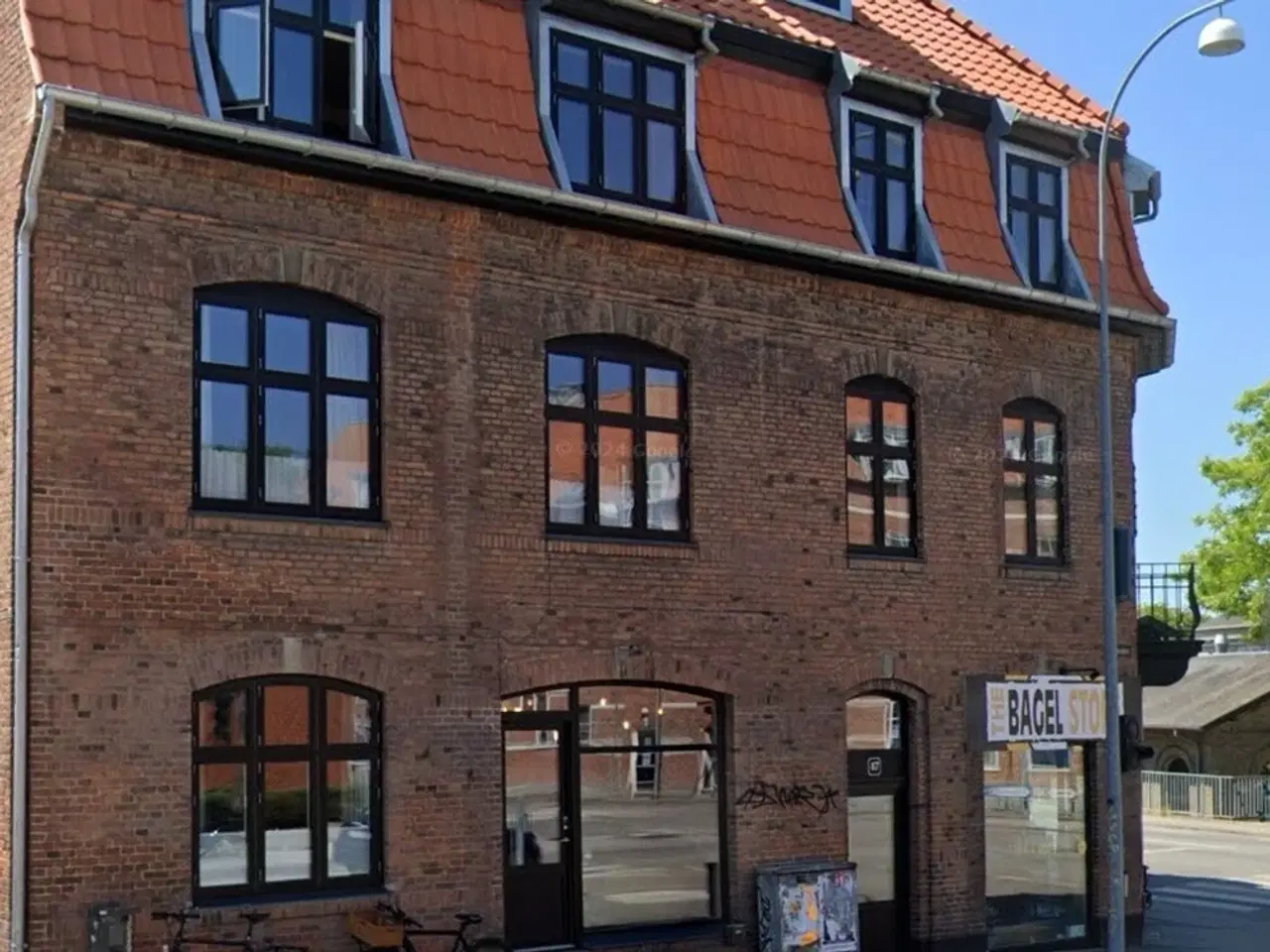 Billede 1 - Fint lille kontor eller butik