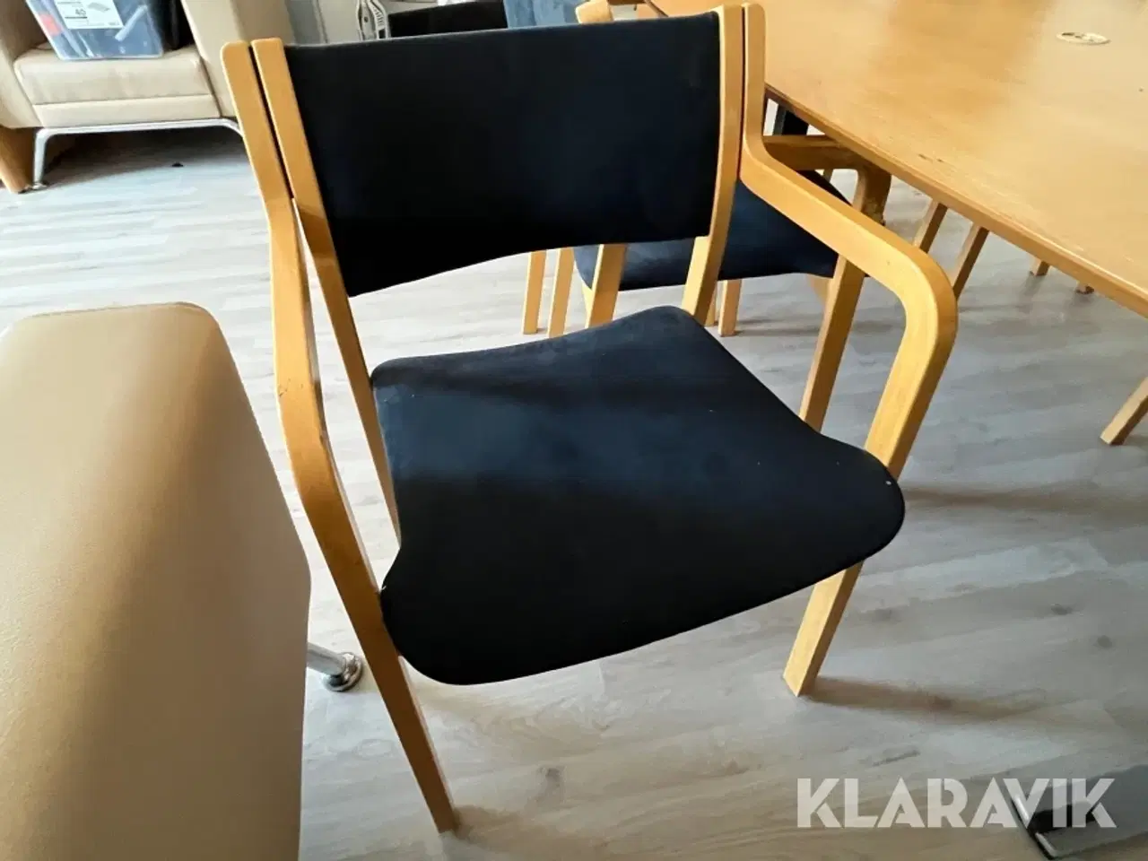 Billede 8 - Bord og 6 stole