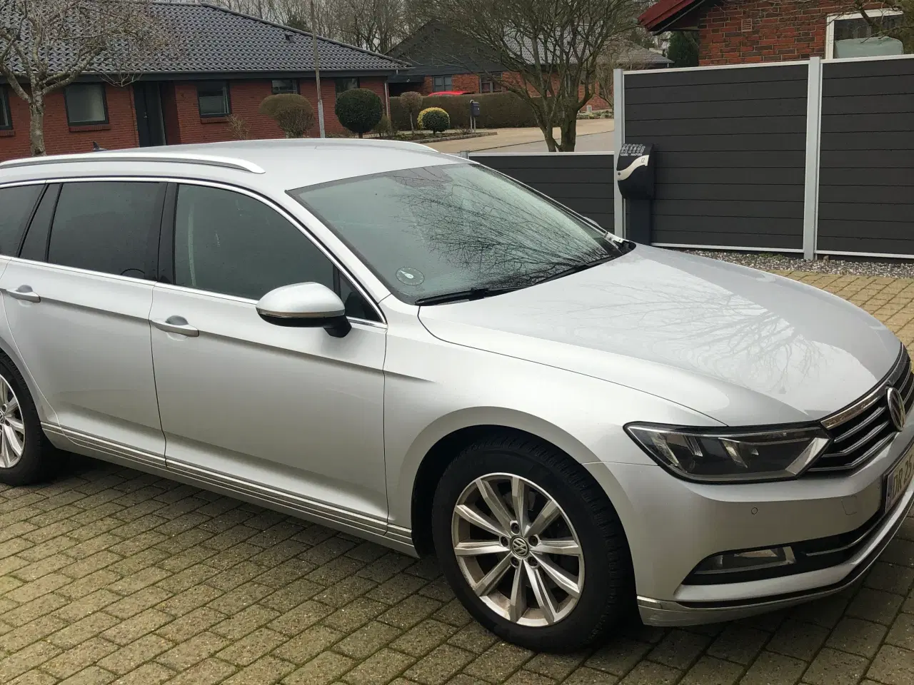 Billede 2 - Familiebilen