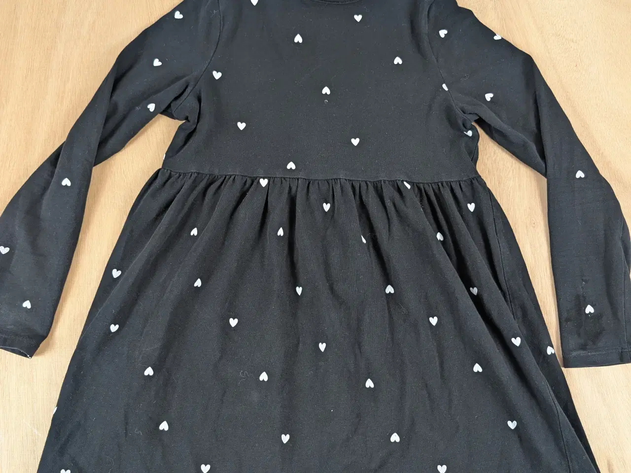 Billede 4 - H&M kjole i str. 122
