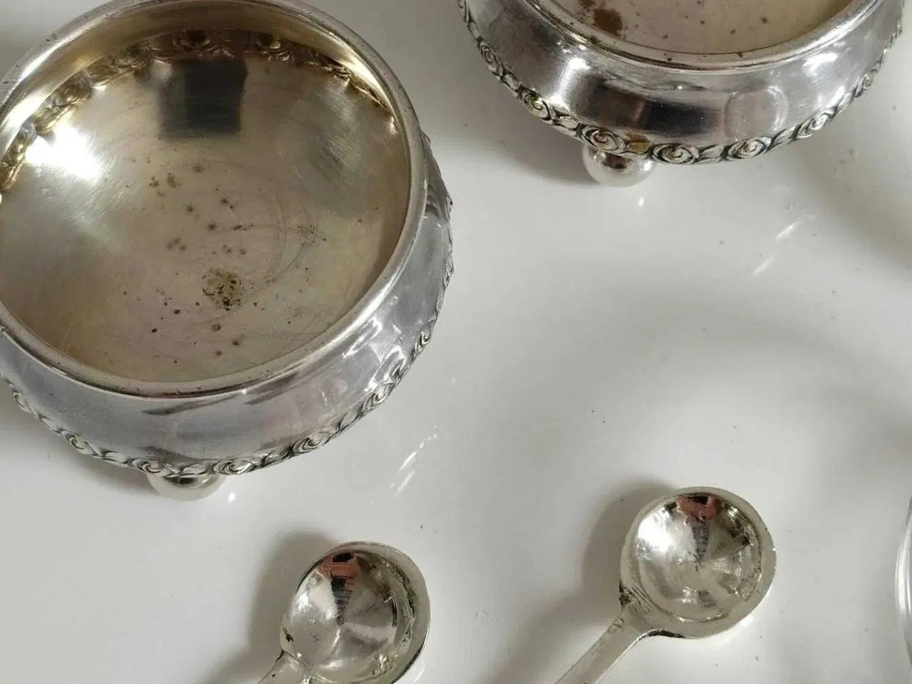 Billede 5 - 2 Stk. For sølvet kobber saltkar med Glas indsats 