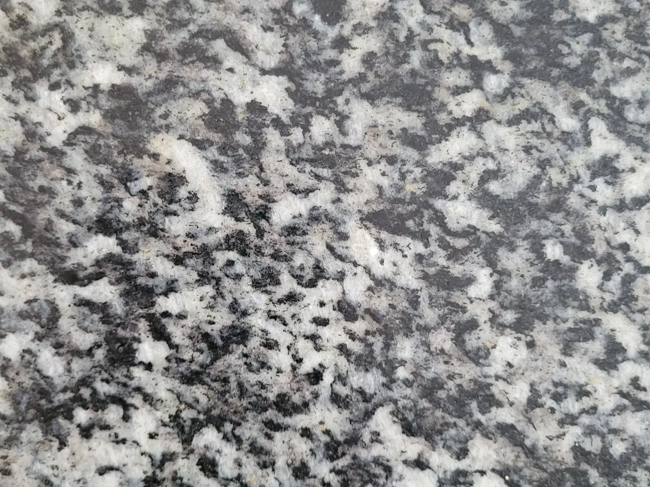 Billede 2 - Spisebord – granit. HxBxL = 75x80x140 cm. Bordplad