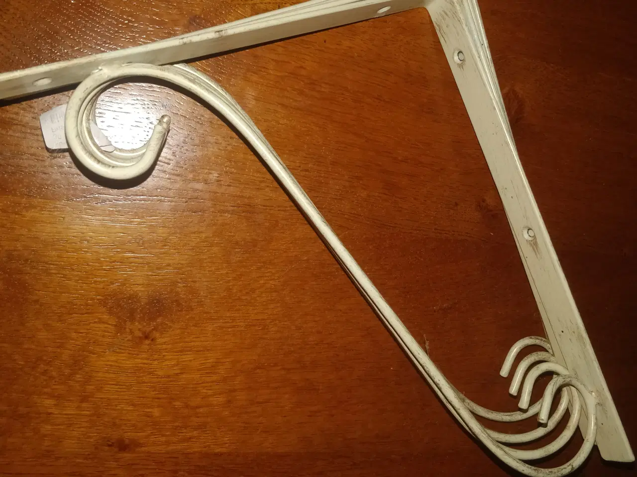 Billede 2 - 4 Hyldeknægte med krummelurer 24x28x2,5cm