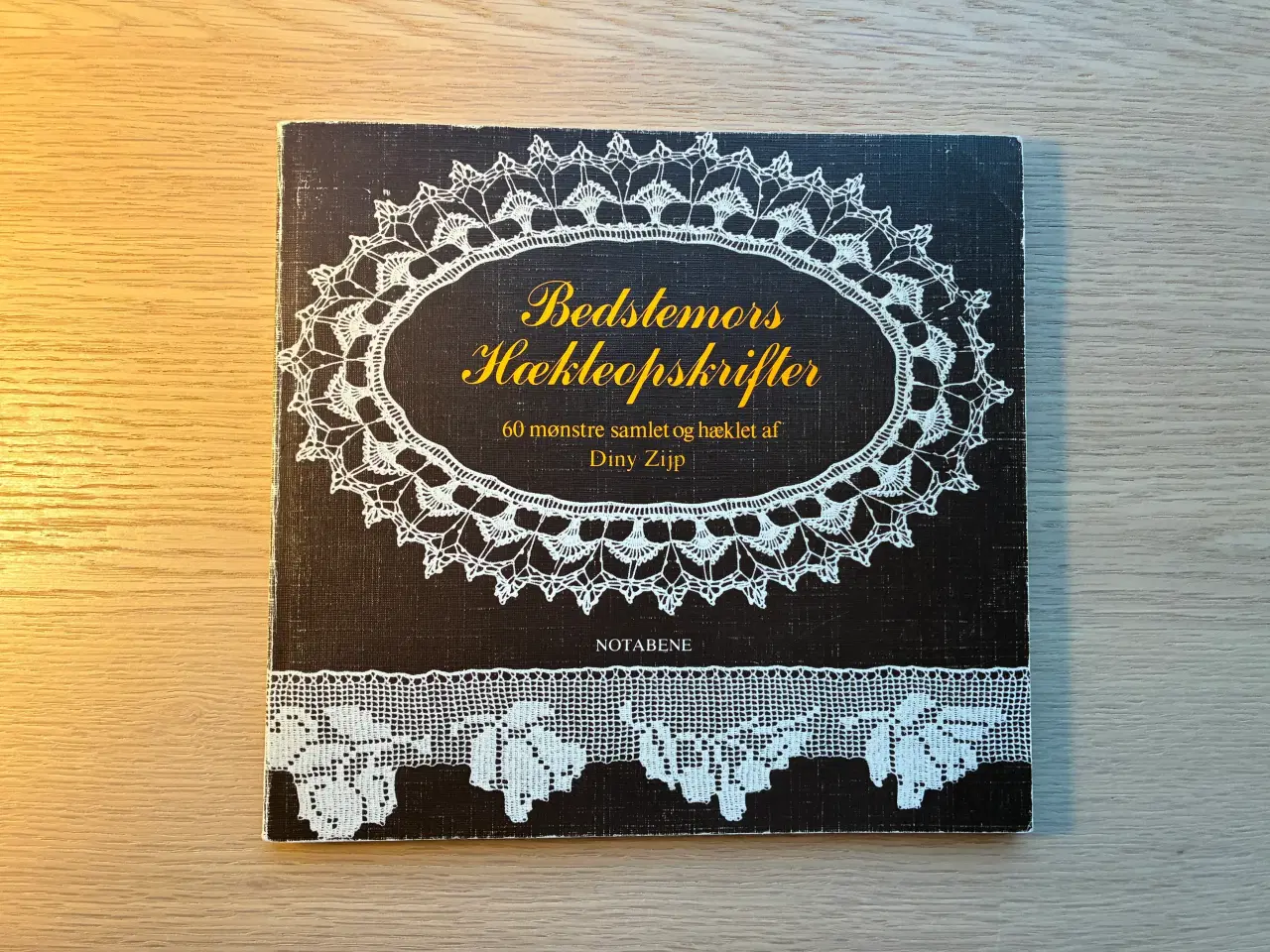 Billede 1 - Bedstemors Hækleopskrifter