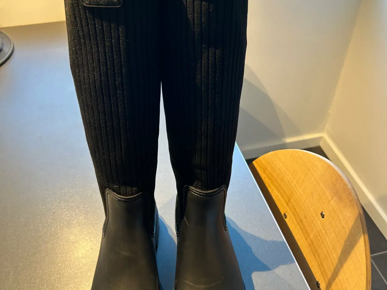 Billede 2 - Lange Unisa støvler str. 39