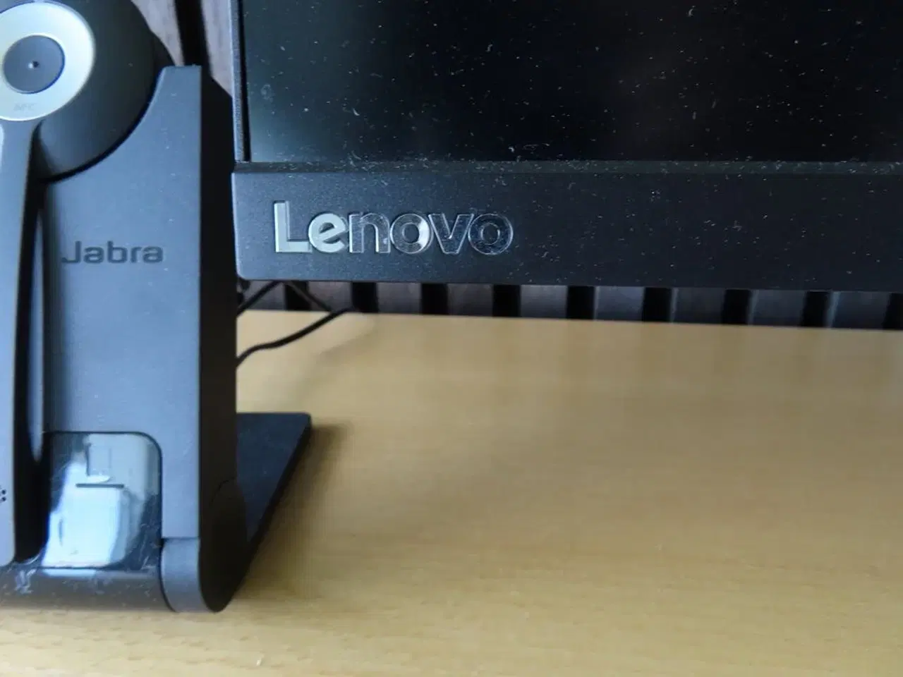Billede 3 - 27" monitor, LEVOVO L27i-28, webcam, headset, tastatur og mus