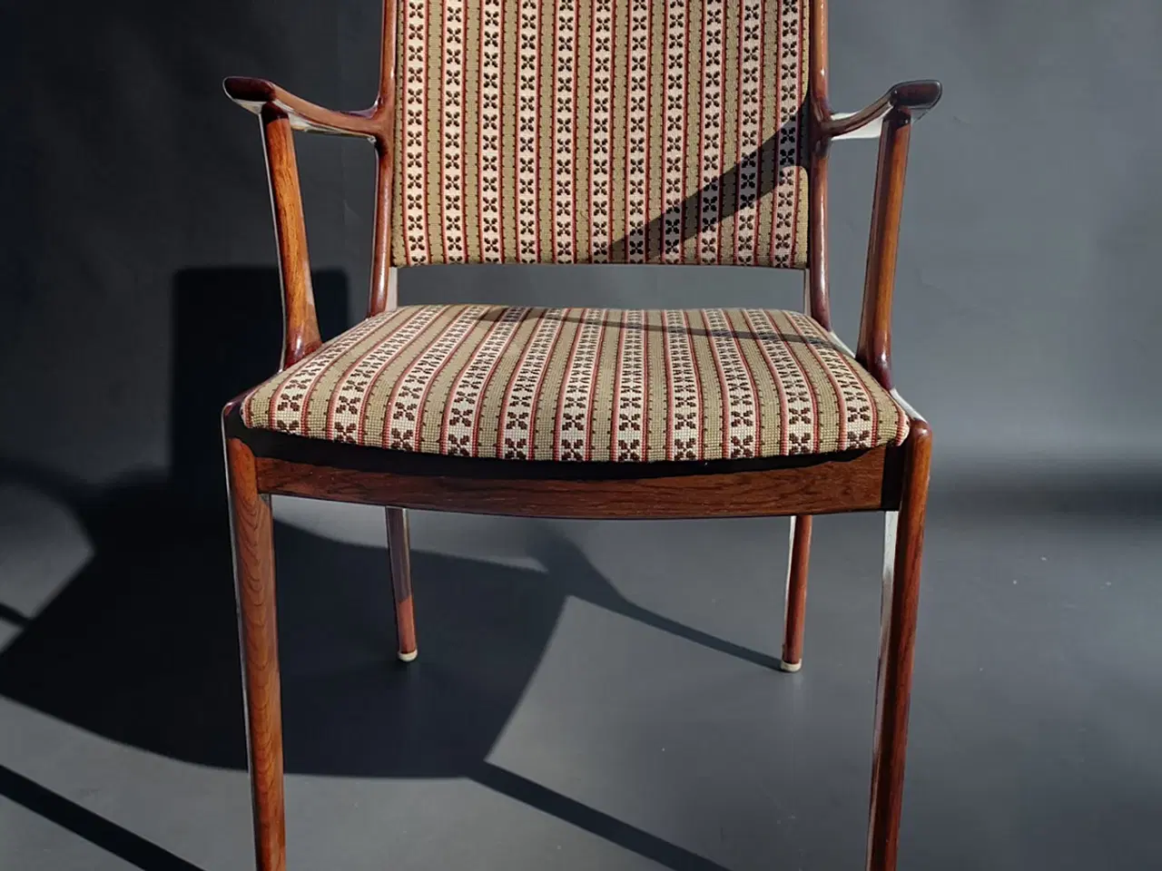 Billede 5 - Johannes Andersen armstole palisander sæt 2