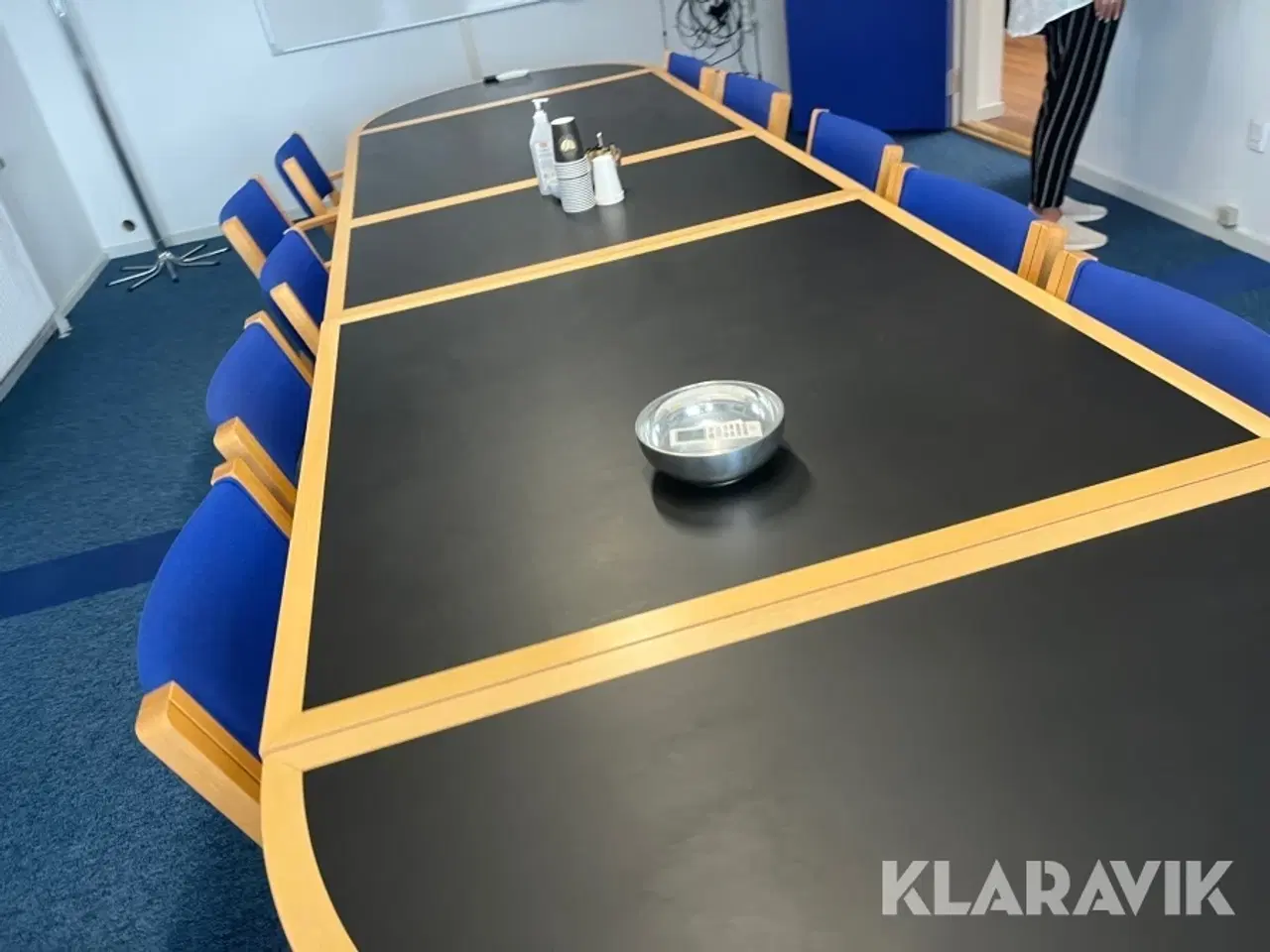 Billede 6 - Kontormøbler med 14 stole