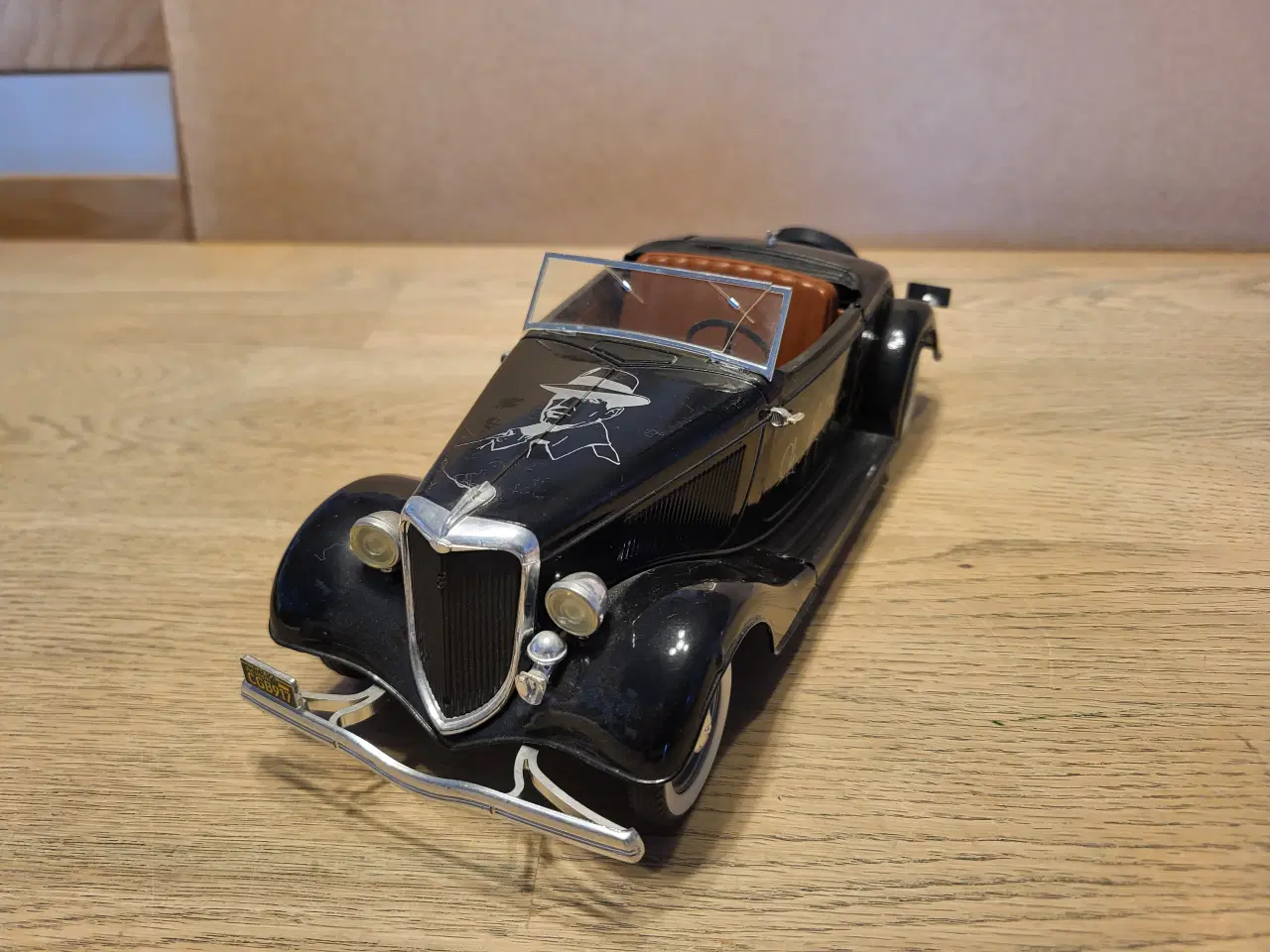 Billede 9 - Modelbiler 1:18 - 4 stk. Meget flotte 1000 kr.