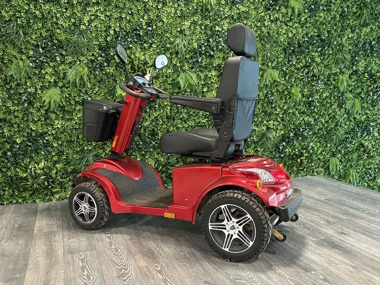 Billede 2 - LM-700 rød