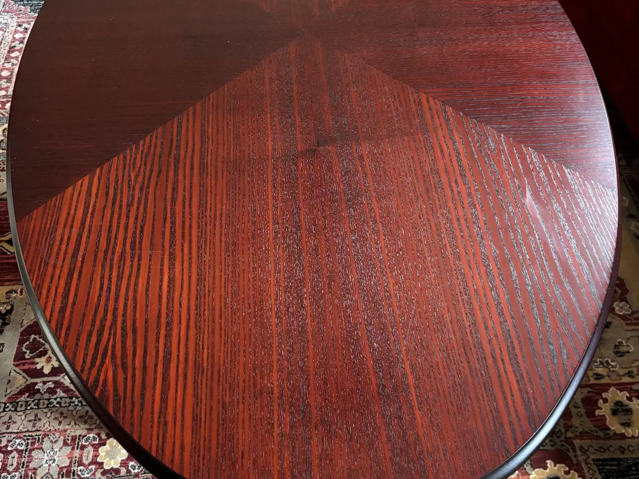 Billede 2 - Ovalt mahogni sofabord med hylde sælges