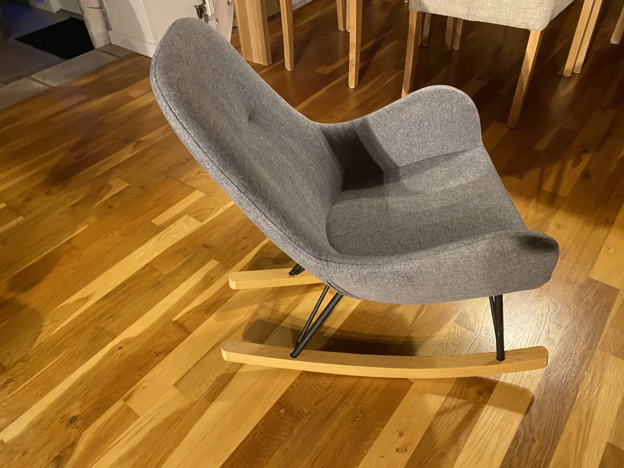 Billede 4 - 2 Børne gyngestol fra Ilva 