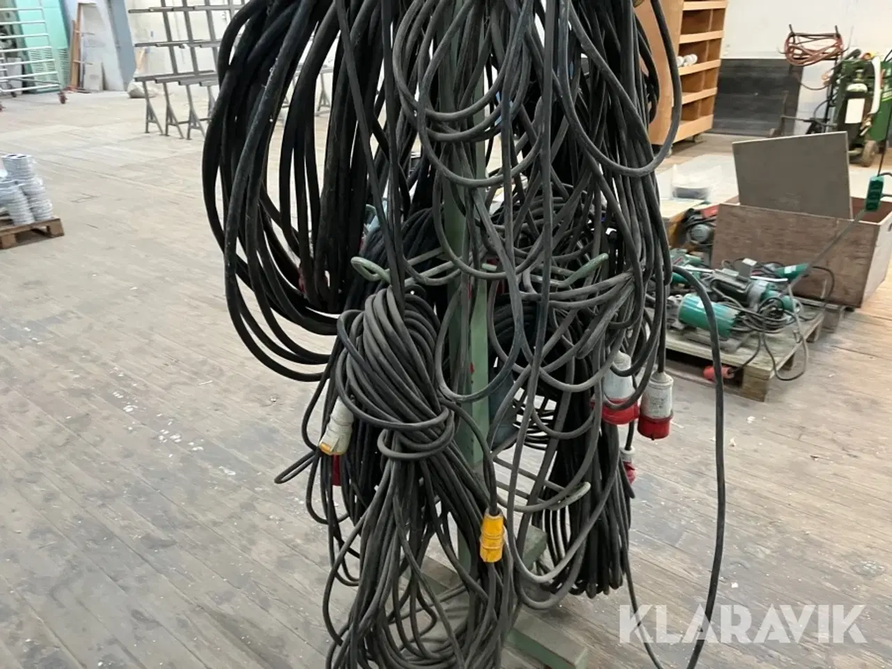 Billede 5 - Diverse kabler og kabelstativ