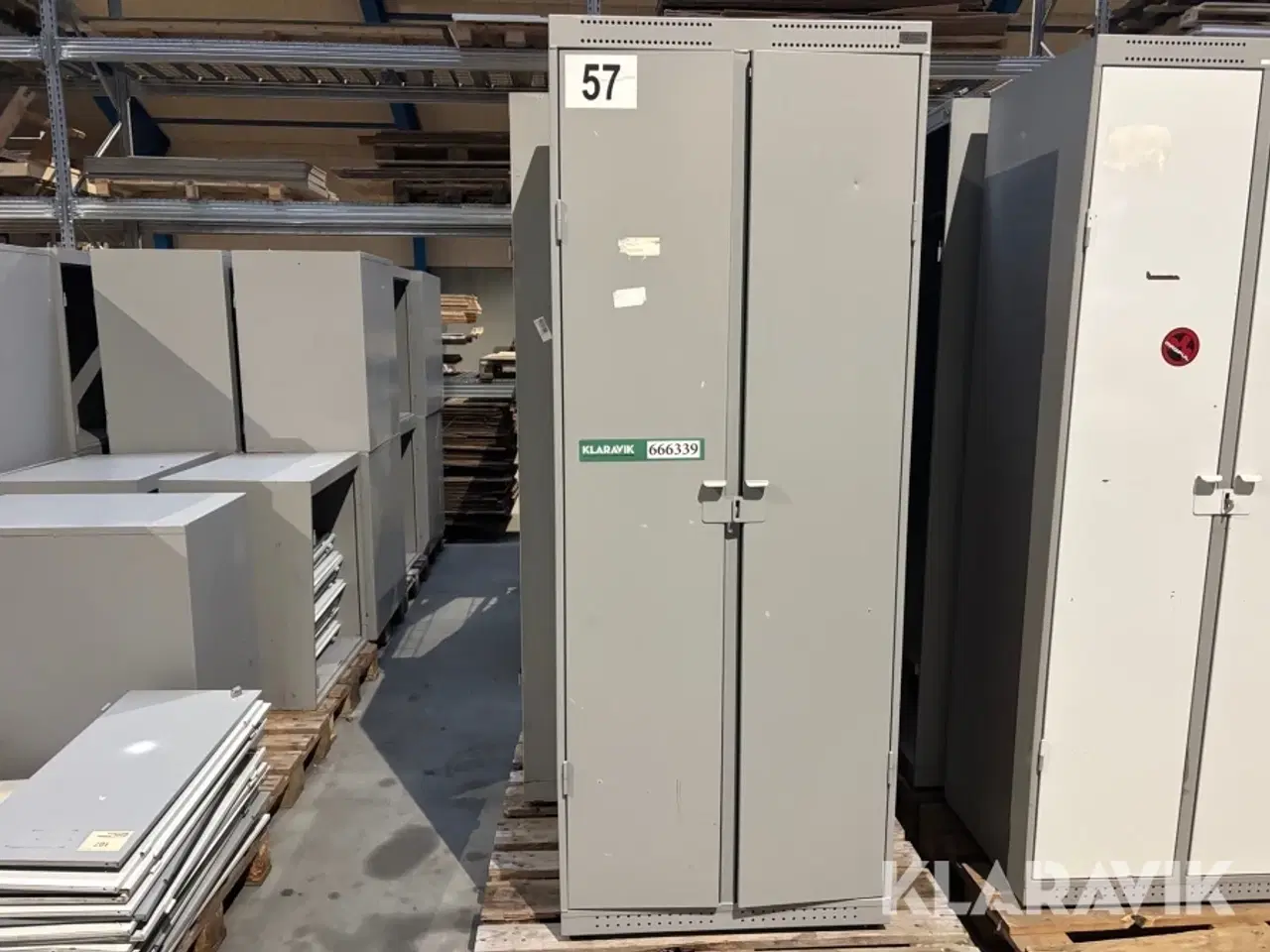 Billede 3 - Industri skab Combi-Industri a/s 57 styk små + 40 styk store