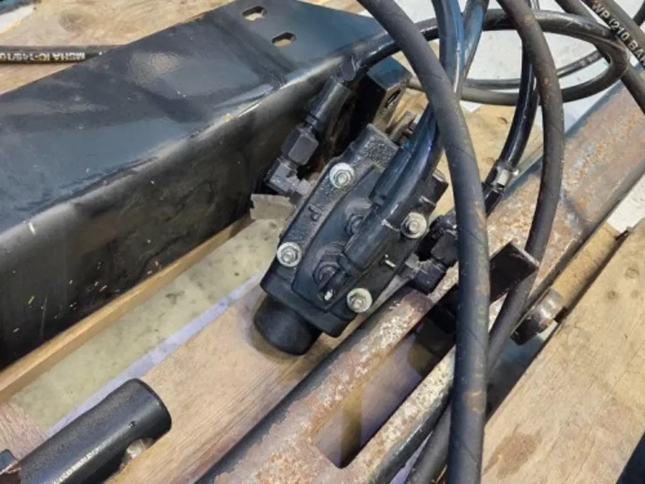 Billede 20 - New Holland BB9090 Balleudkast Sæt 700144160