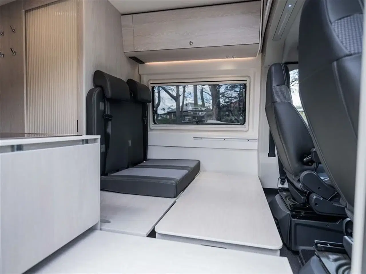 Billede 15 - 2025 - Tourne 6.0 Cruise Light Black   Tourne med essentielt udstyr