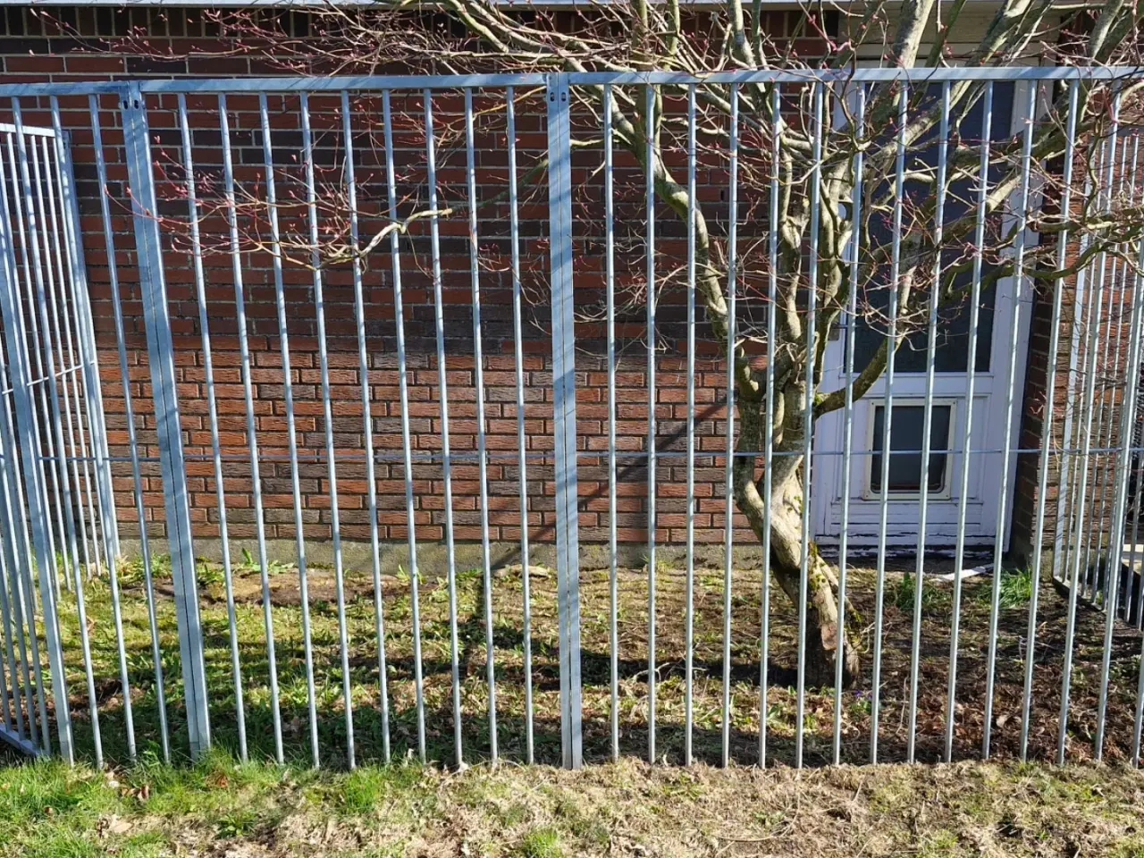 Billede 1 - Hundegård galvaniseret stål 200×180 cm