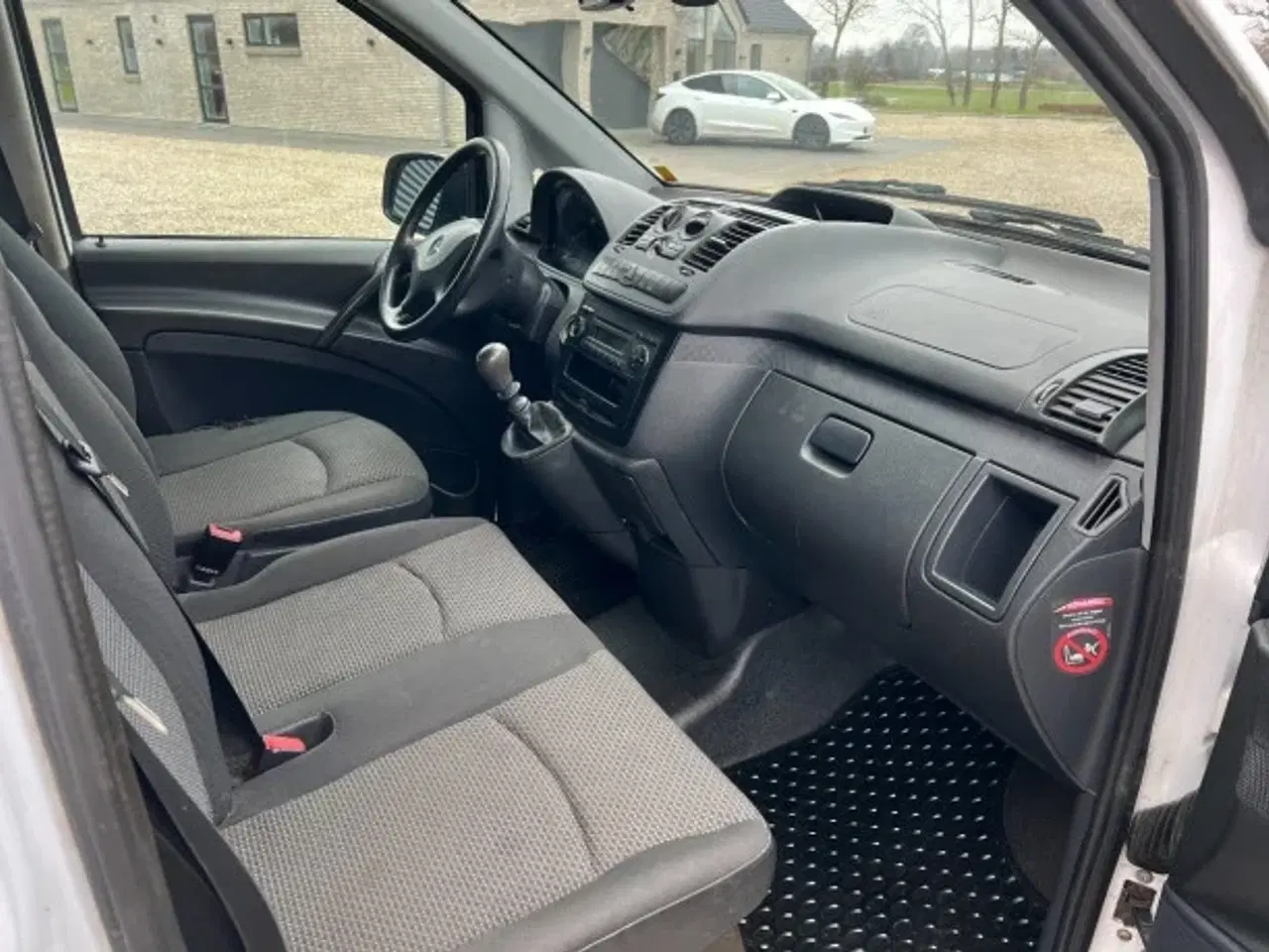 Billede 10 - Mercedes-benz Vito 113 langmodel - Kassevogn / Varebil