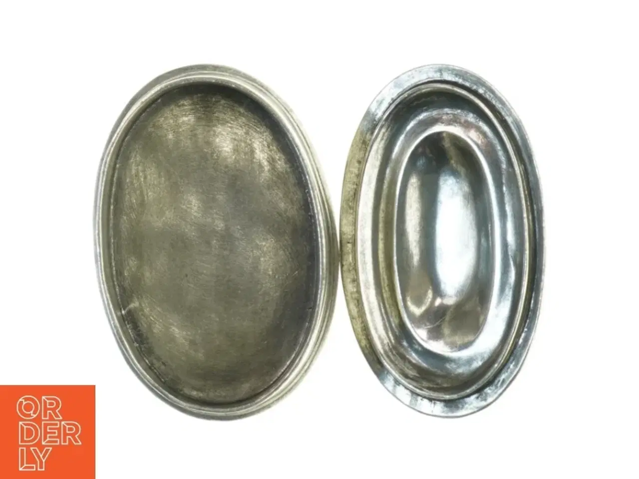 Billede 3 - Oval metalæske med låg (str. 13,5x9x6 cm)