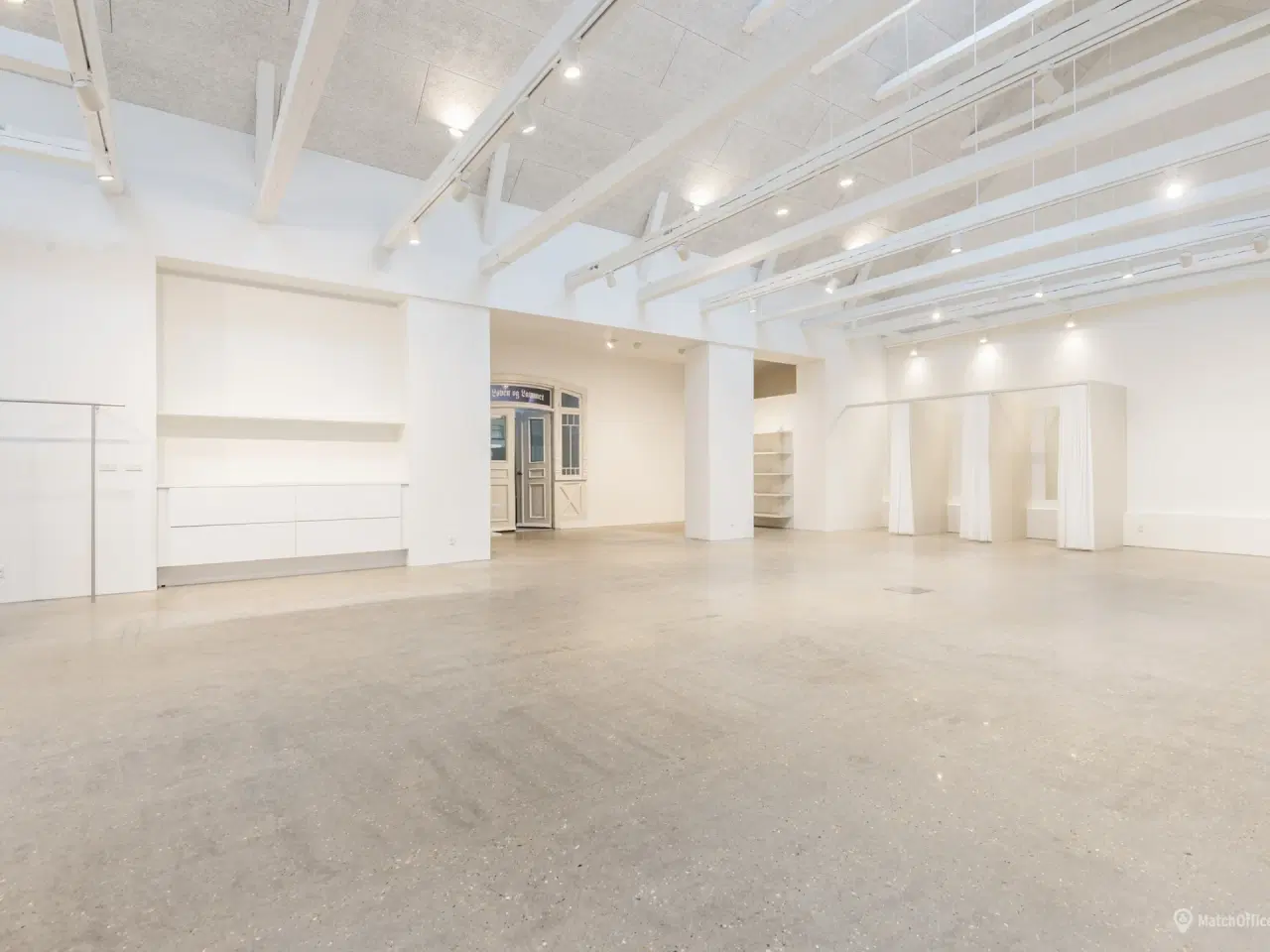 Billede 5 - Charmerende butik. klinik, kontor eller café i Kirkegade