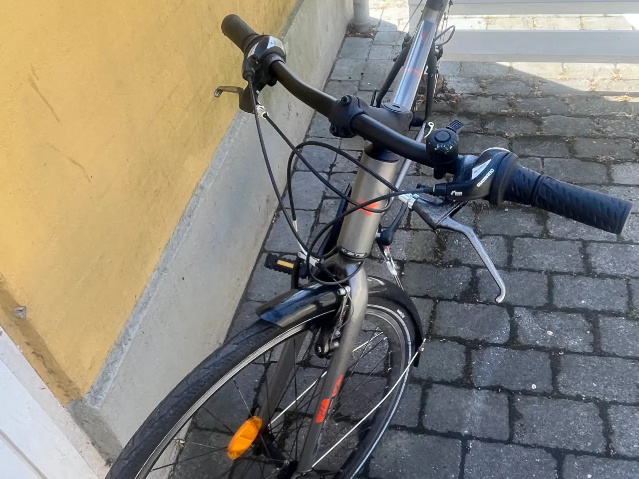 Billede 3 - 28” herre cykel  står som ny 